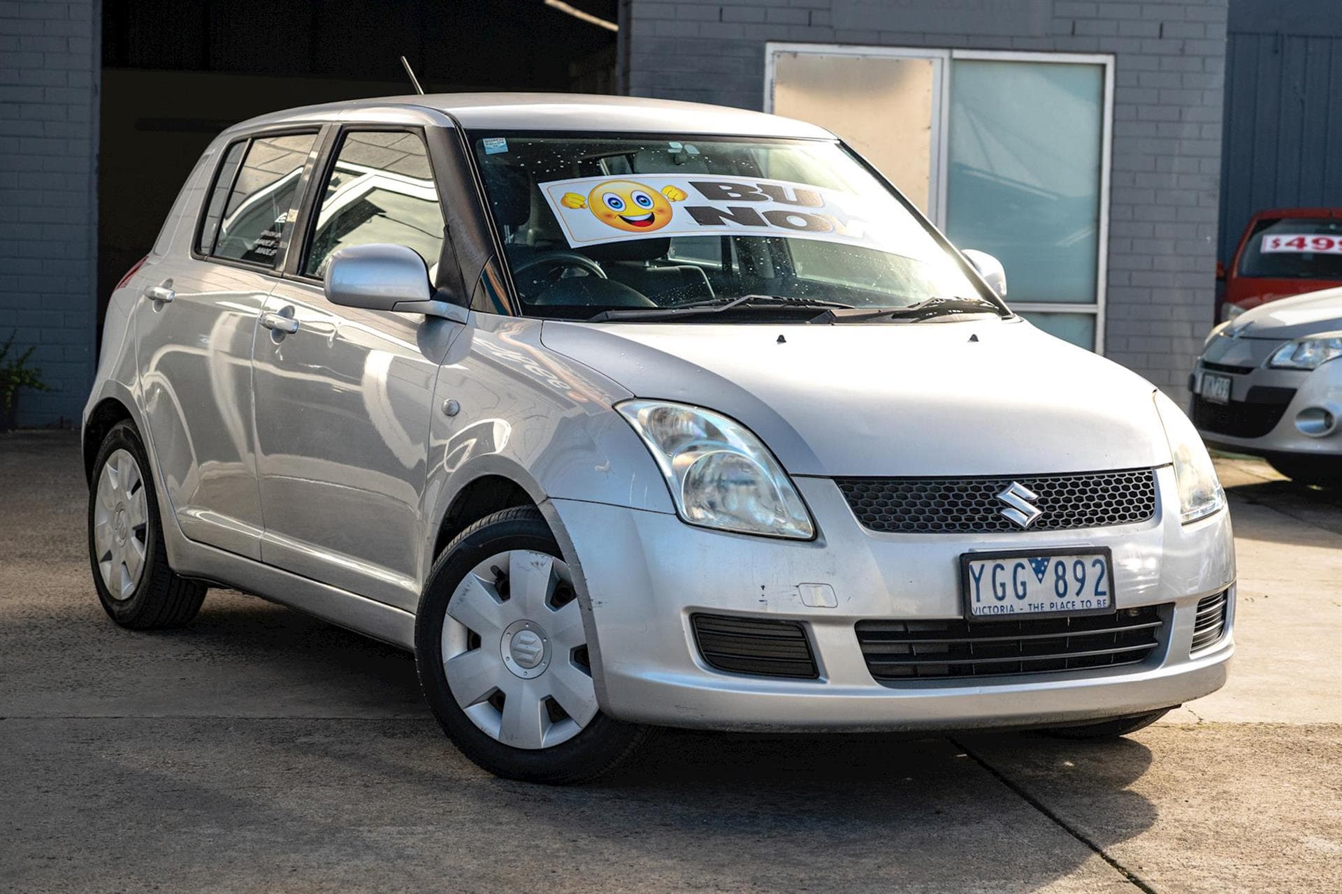2010 SUZUKI SWIFT